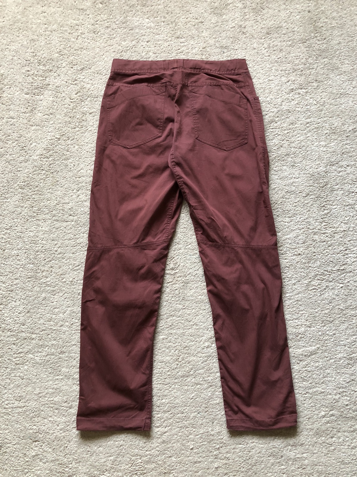 2000s Arcteryx Relaxed Fit Knee Logo Pant - 7