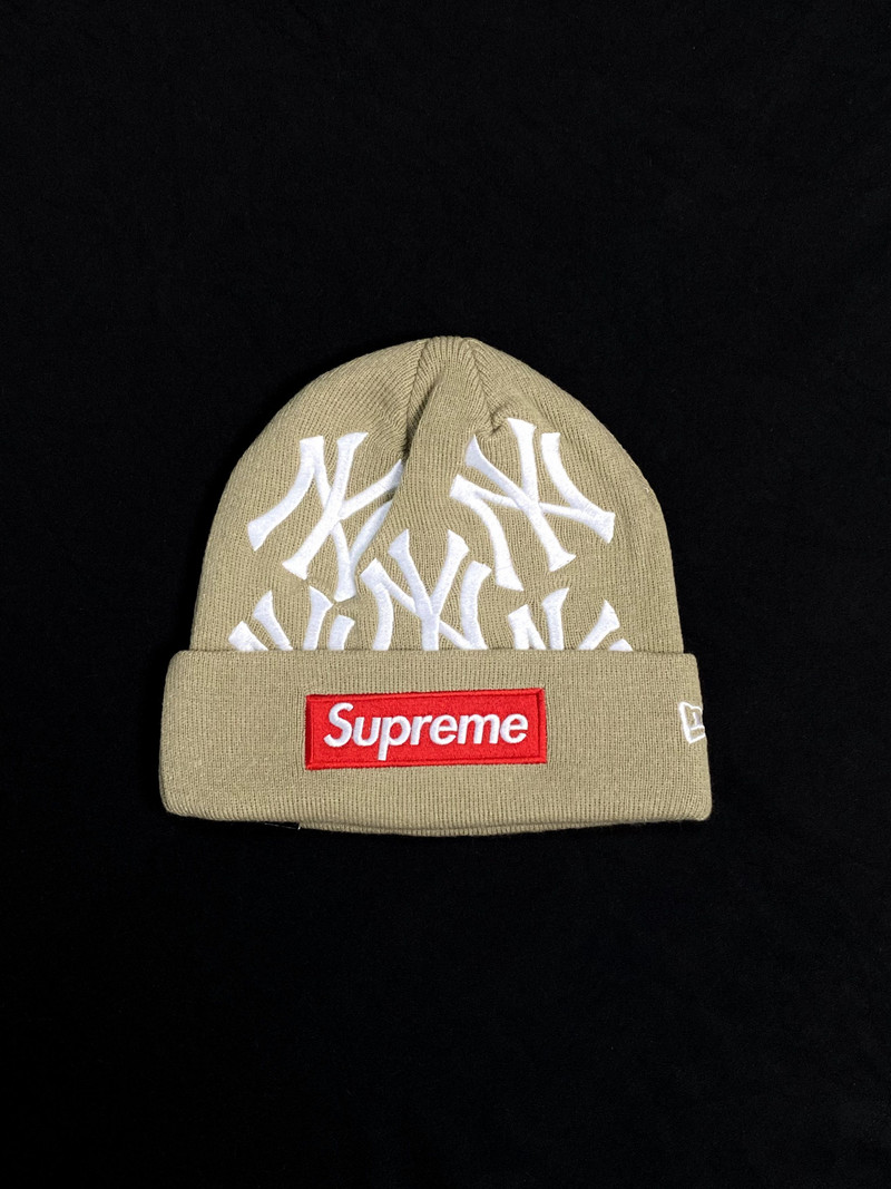 Rare Supreme x New York Yankees x New Era Box Logo Beanie OS - 1