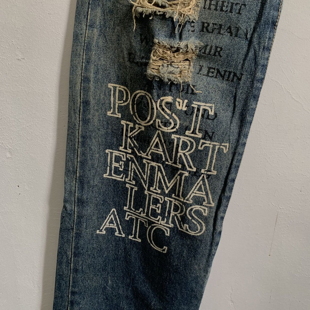 Vintage - In The Attic Full Print Word Distressed Denim Jeans - 6