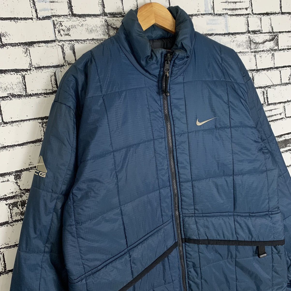 Sportswear - Nike ACG Small Logo Puffer Jacket Navy Blue - 4