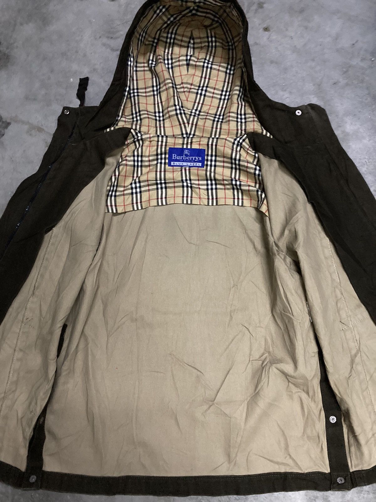 Burberrys Blue Label Hooded Jacket in Size 38 - 3