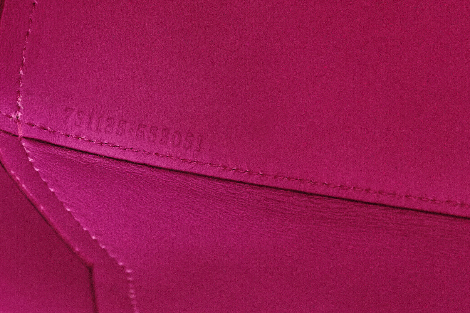 Brand New in Box Alexander Mcqueen Jewelled Hobo Leather Tote Bag in Antique Pink, 2890$ - 14