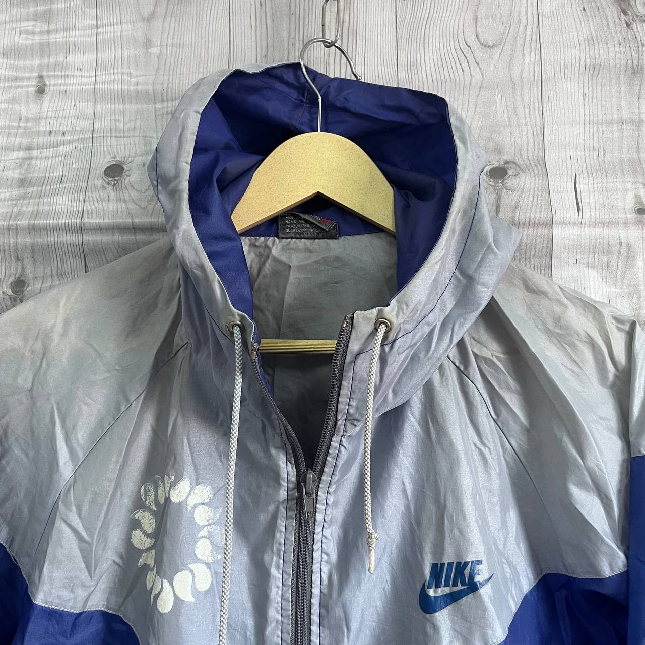 Vintage Nike Pinwheels Windbreaker Hoodie Made In Japan - 2