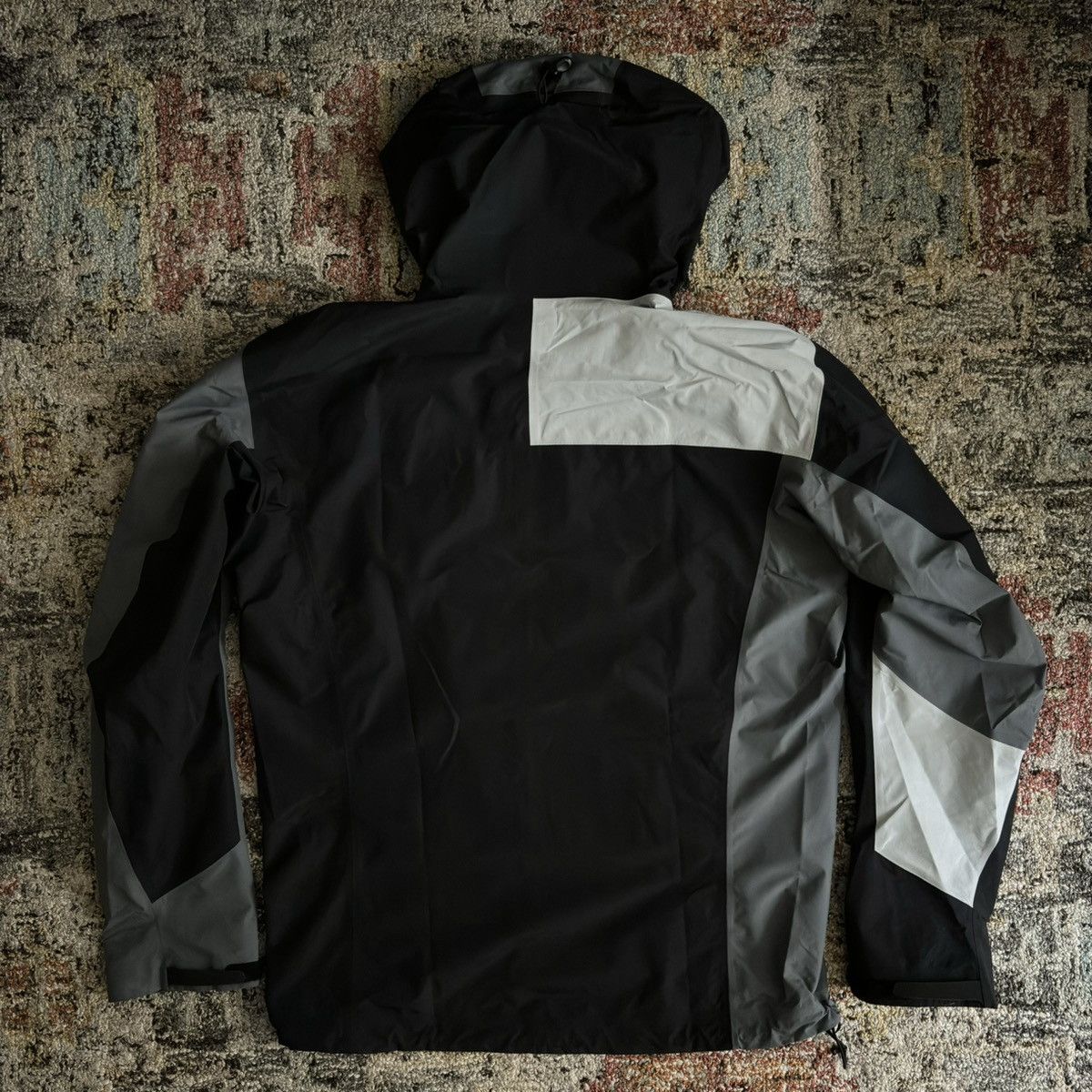 AW18 Beta SL jacket black grey white patchwork goretex japan - 5