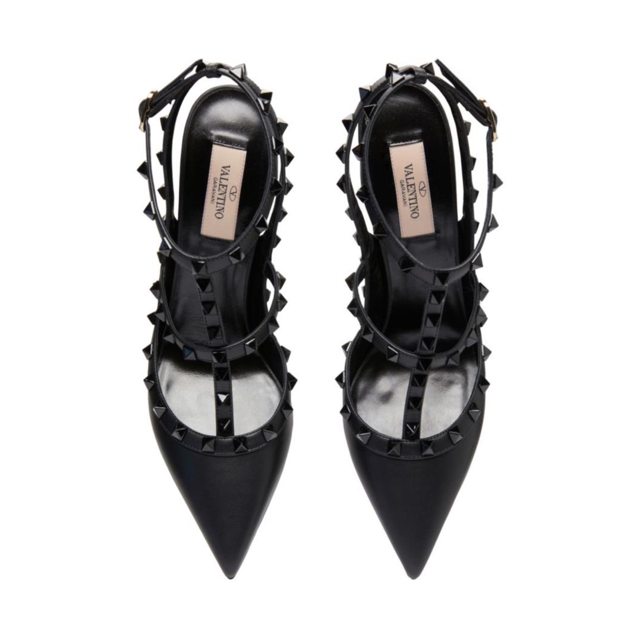 Rockstud leather heels - 4