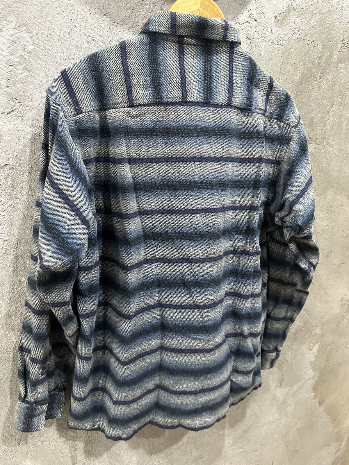 Patagonia Heavy Organic Cotton Flannel Shirt - 10