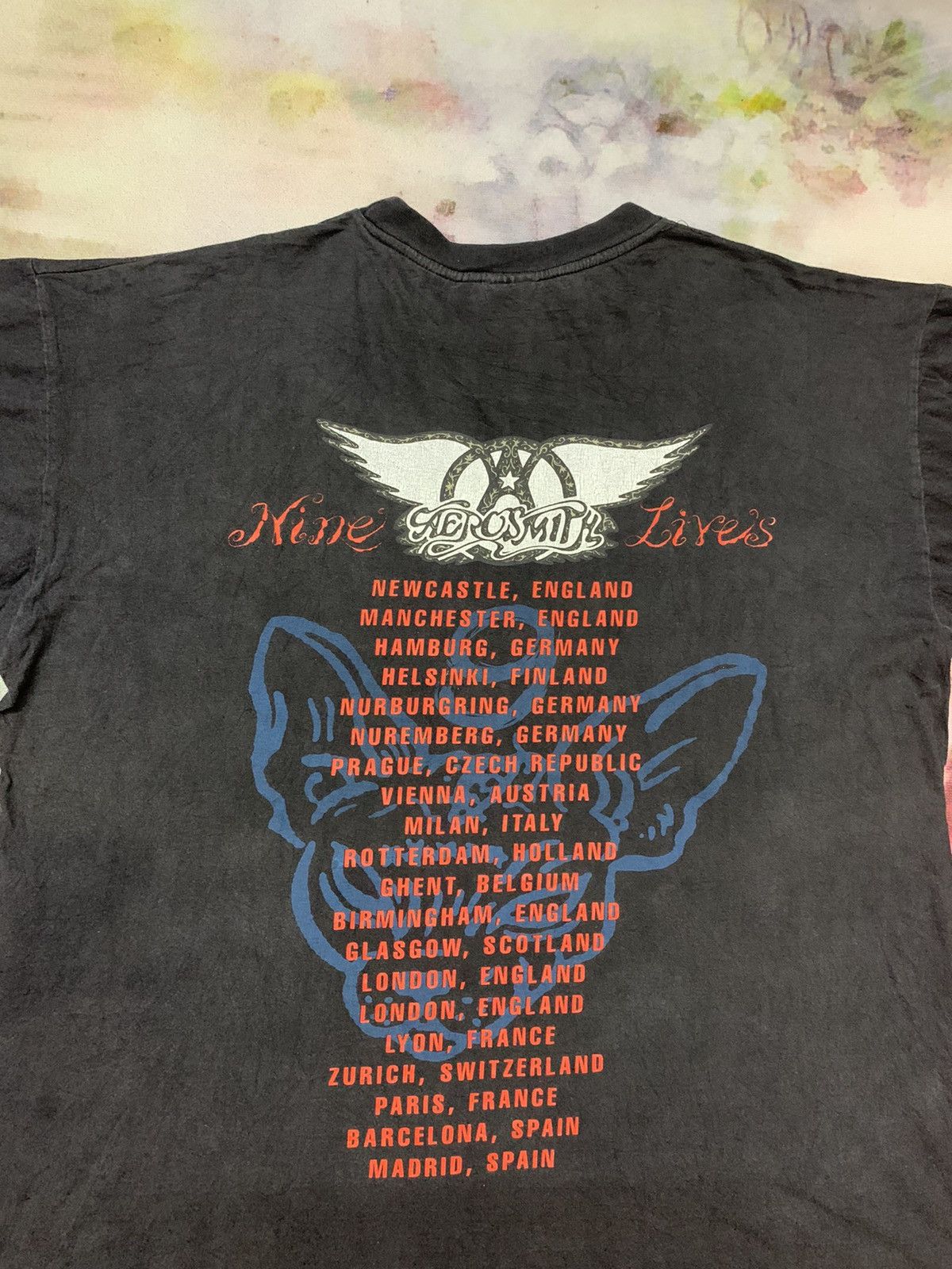 Vintage AEROSMITH Nine Live Tour Tee - 7