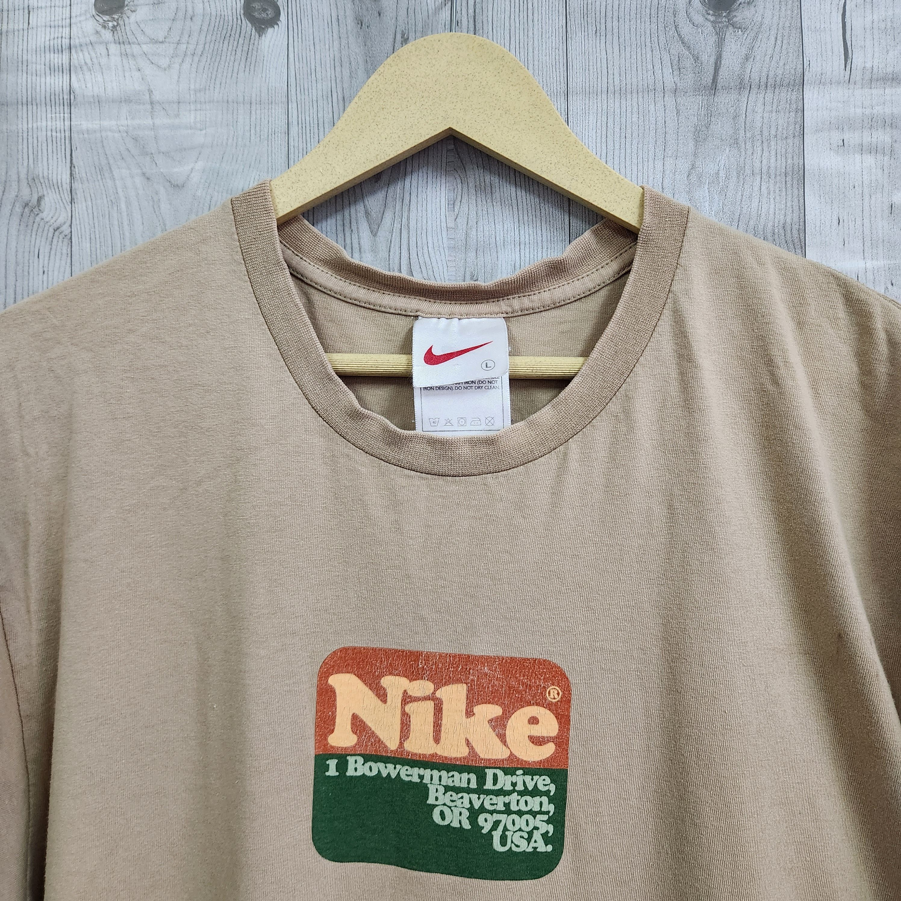 Vintage Nike TShirt 1 Bowerman Drive Beaverton USA - 14