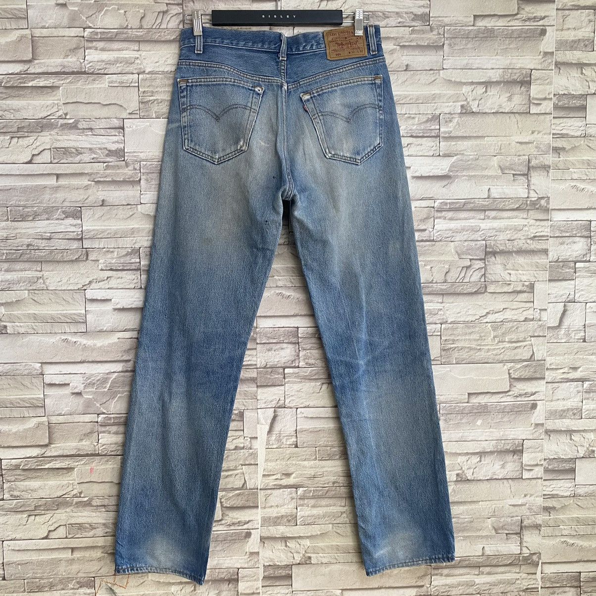 Vintage 80s Levis 501 Distressed Faded Jeans 31x32 - 8