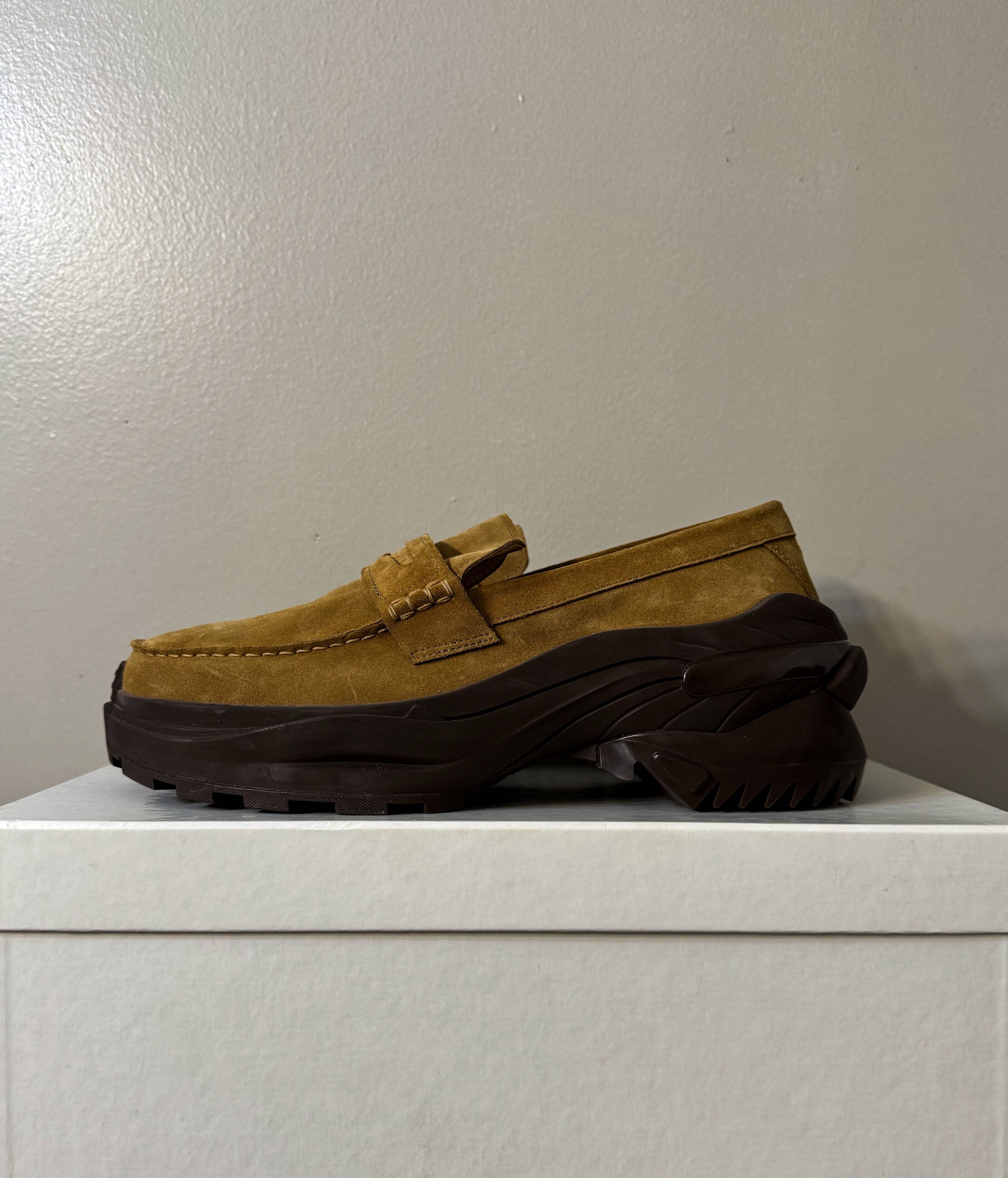 Chunky Sole Loafers - 10