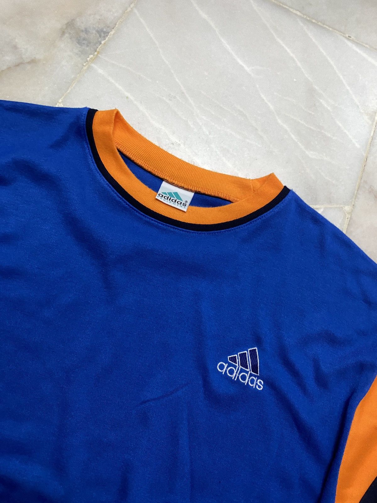 💥Vintage 90s Adidas Equipment Tshirt - 4