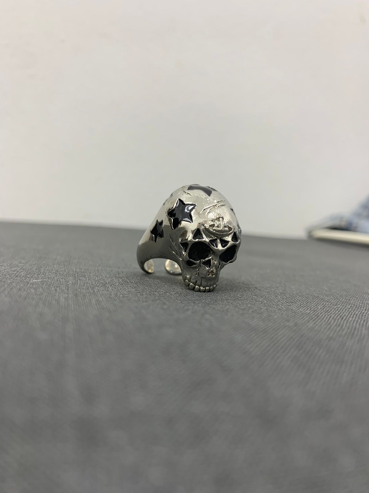 Vintage Viviene Westwood Star Skull Ring - 3
