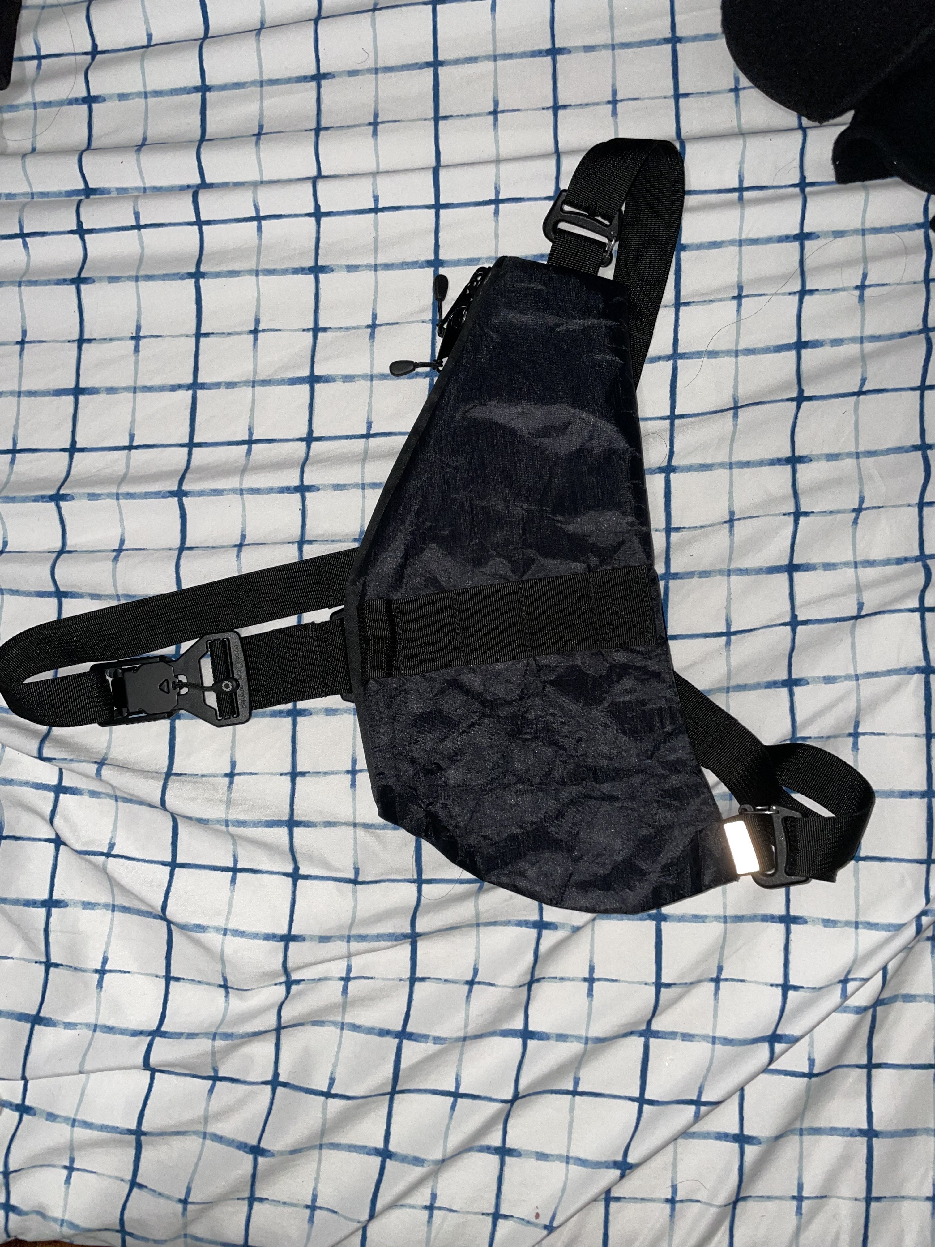 Dsptch - Unit Vertical Pouch - RND Edition - Black Dyneema - 5