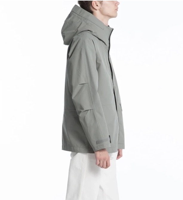 Lemaire X Uniqlo Waterproof Jacket Olive Color with Hoodies - 12