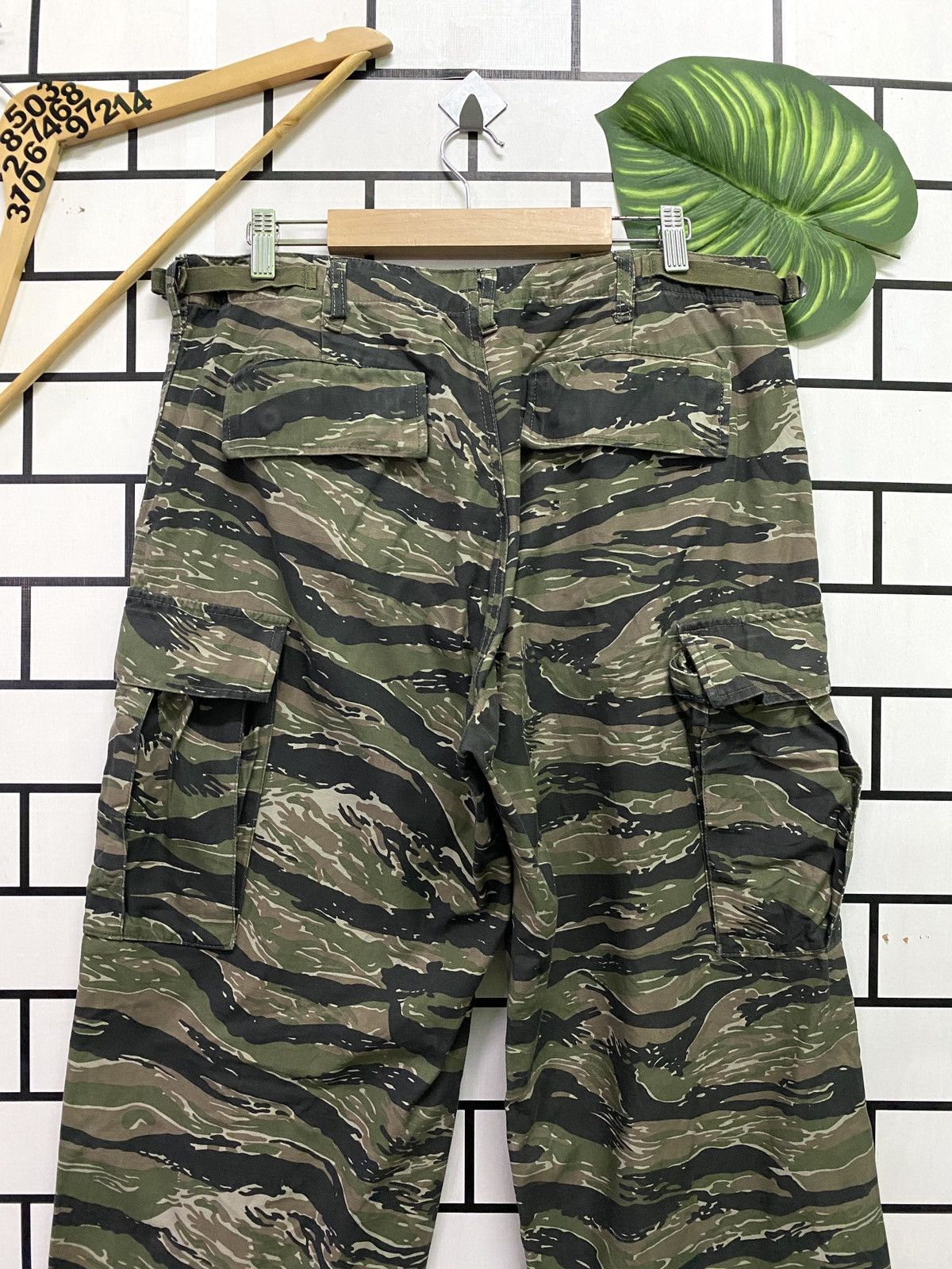 Vintage - Vtg Army Cab Clothing Camo Military Tactical Cargo Pants - 12