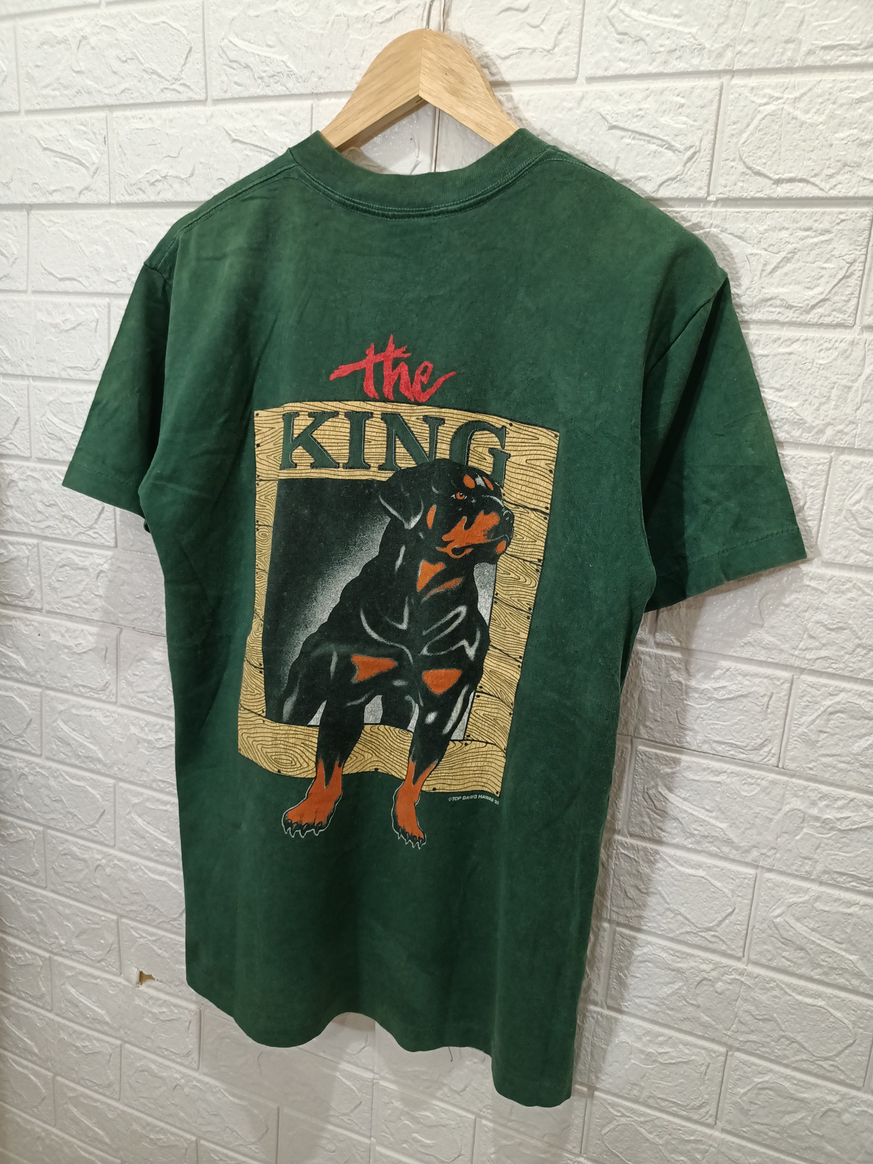 Rare Vintage 1992 The King Top Dawg Hawaii Graphic Tees - 4