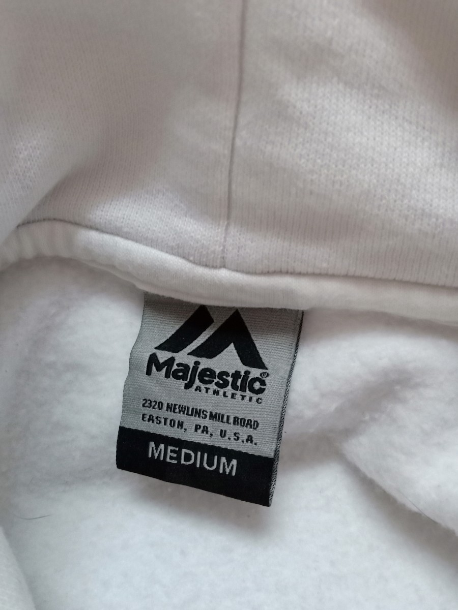 Majestic - Big Logo Hoodie - 4