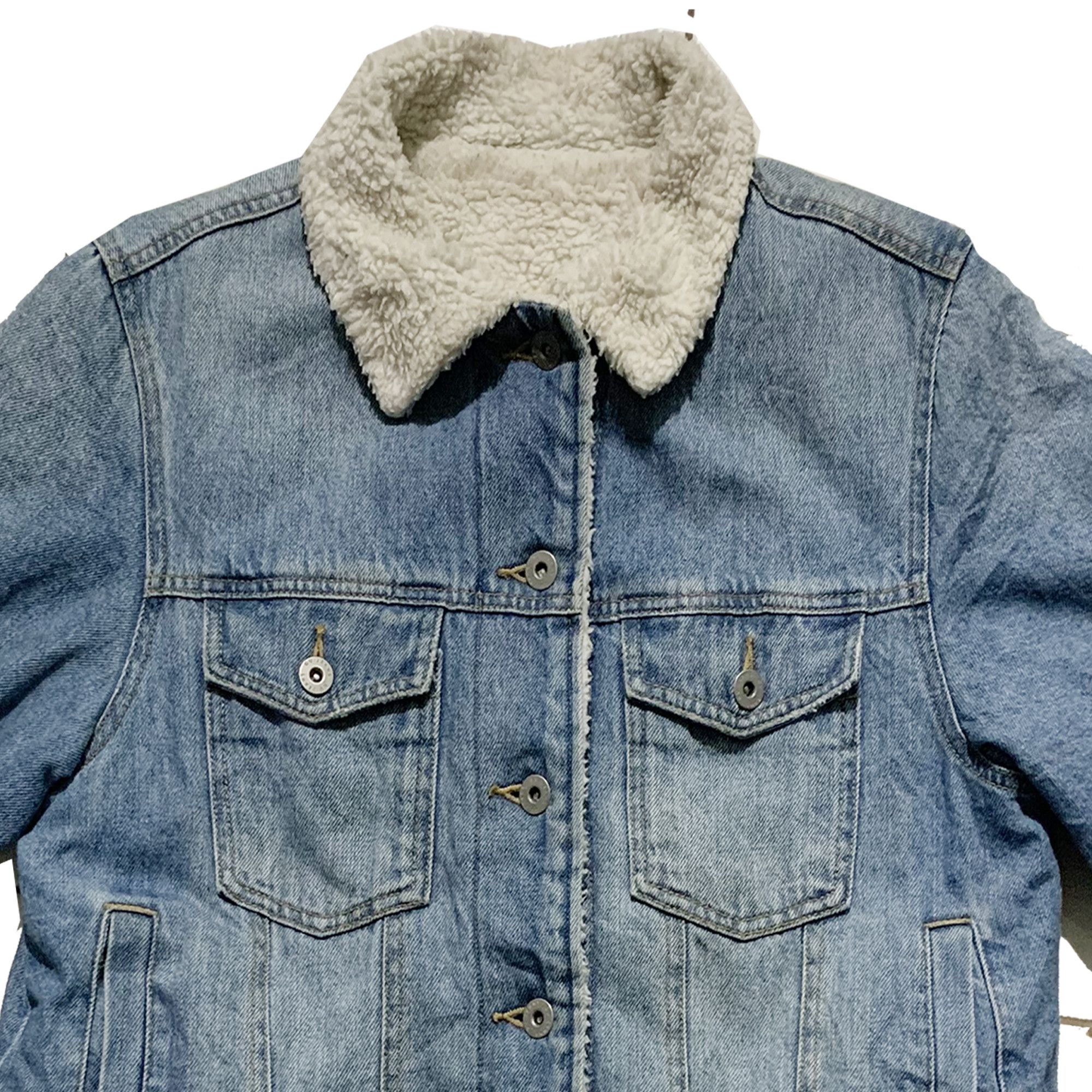 GU global Uniqlo Sherpa trucker denim - 2