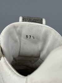 View image 9