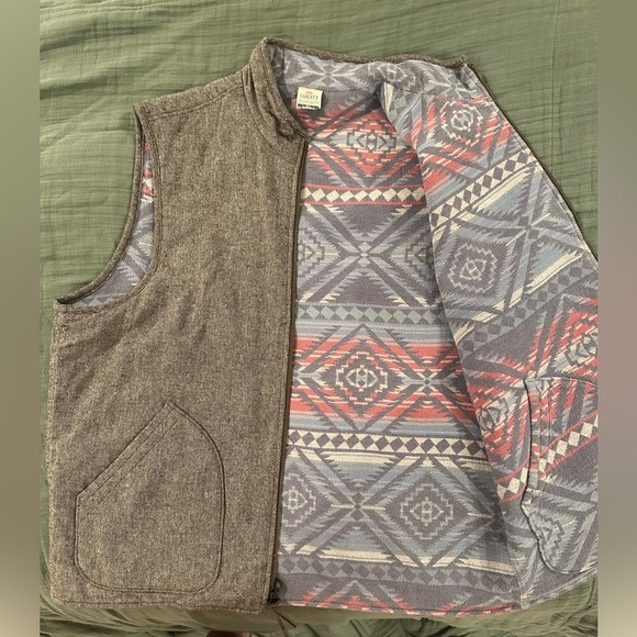 Faherty Reversible Vest - 1