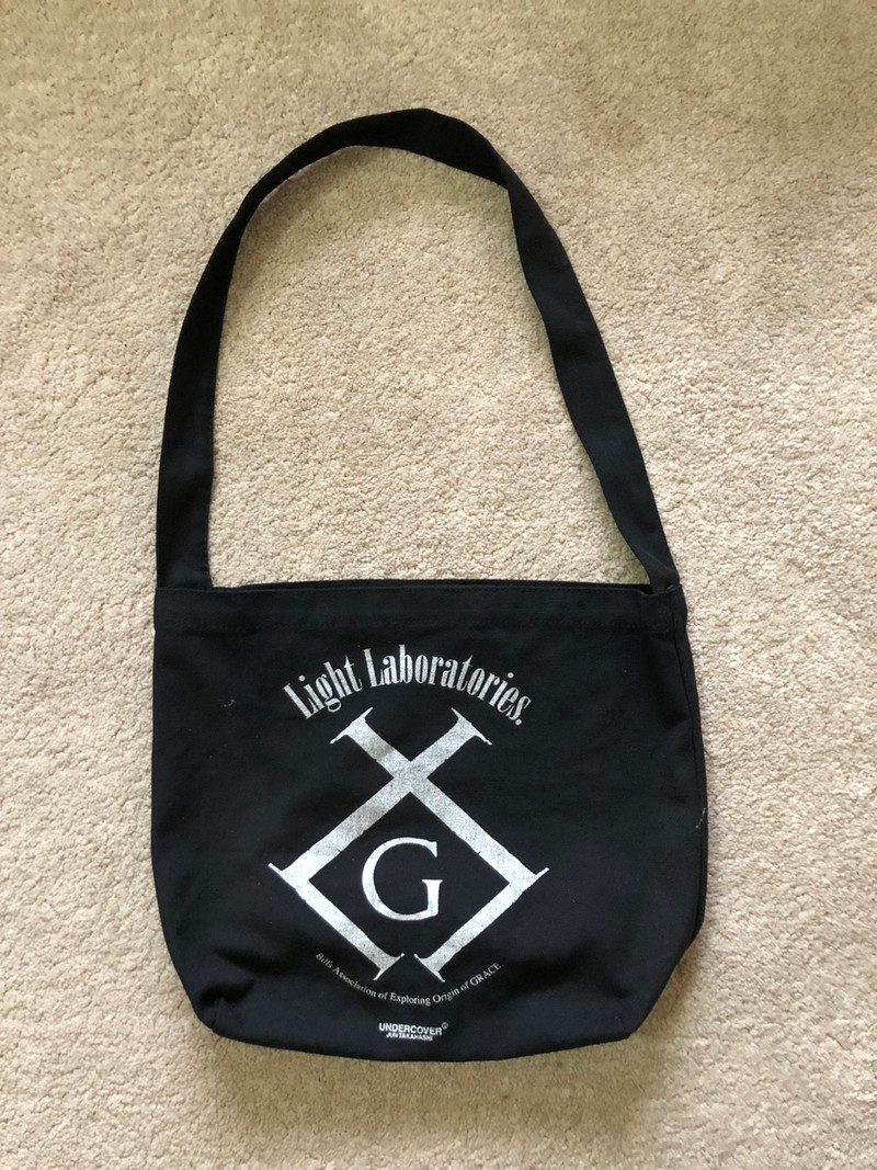 Undercover Grace Light Laboratories Sling Bag - 1
