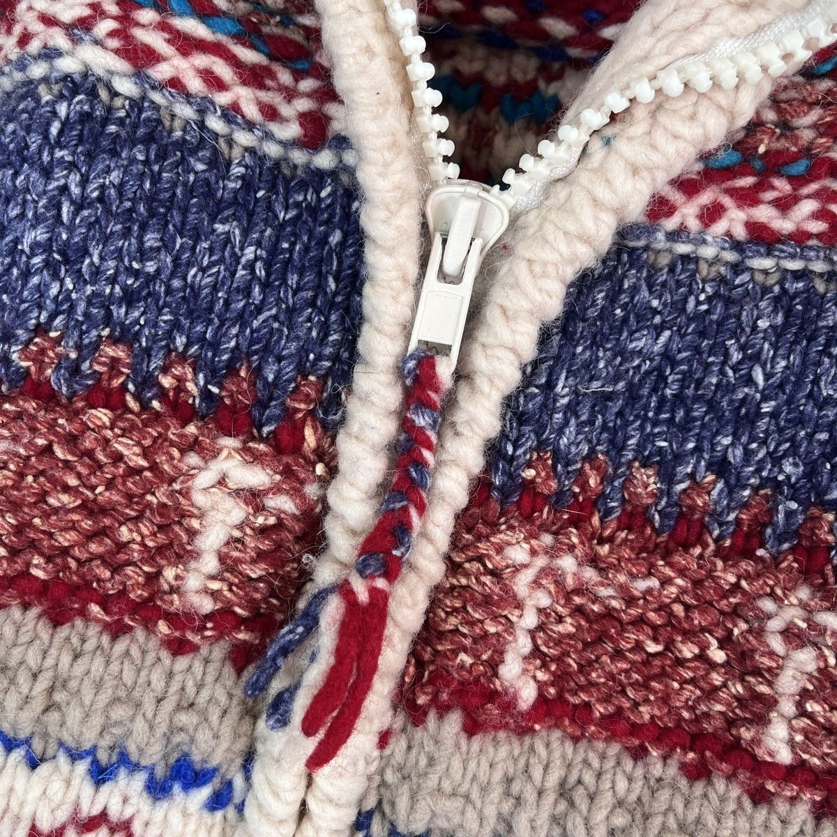 Vintage - Handmade Navajo Frantic Sweater Wool Made In Equador - 10