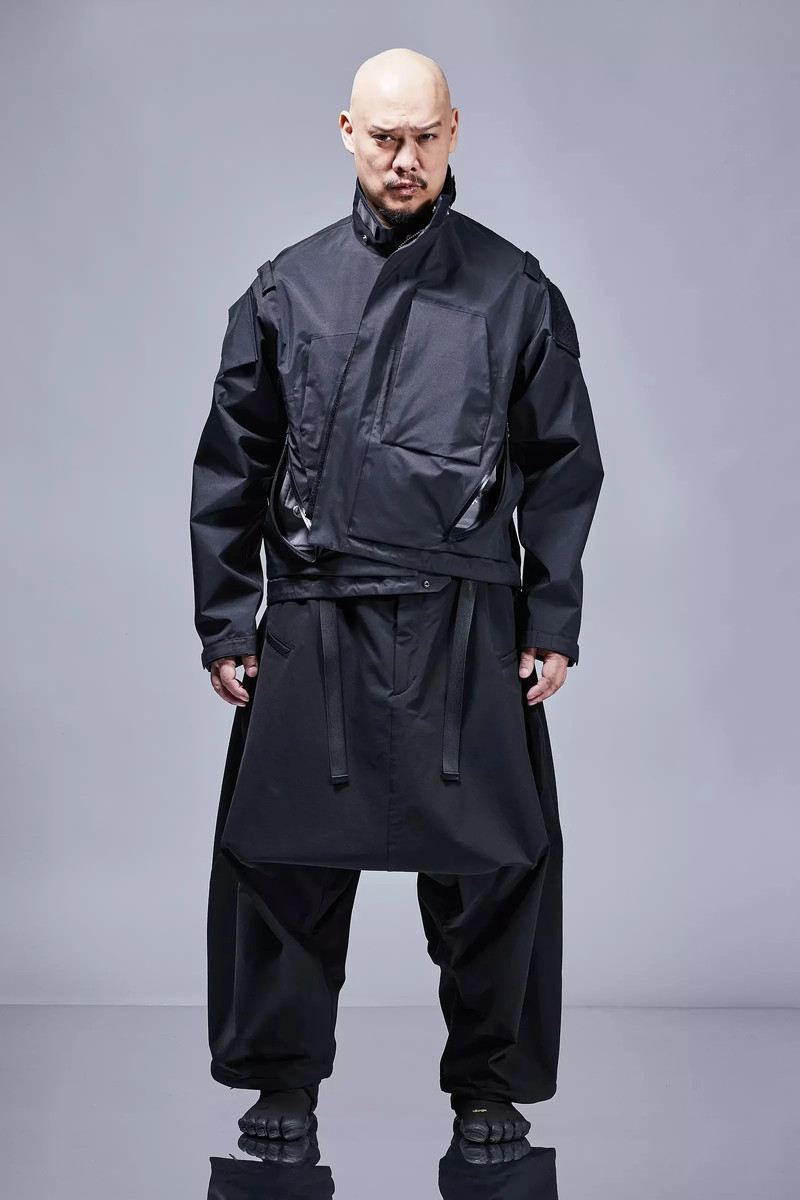 J14-GT 3L Gore-Tex Interops Jacket Black - 1