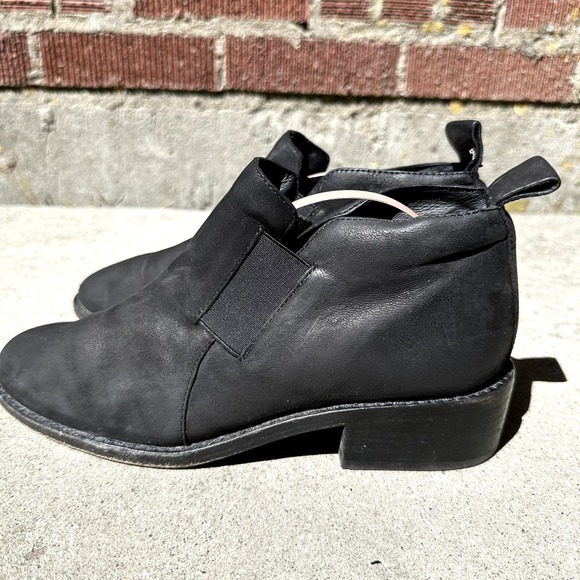 Eileen Fisher Mood Ankle Boots Pull On Heeled Pointed Toe Nubuck Leather Black 7 - 5