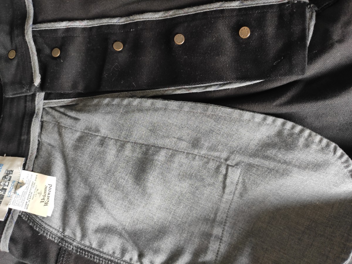 GRAIL! Multipocket twisted black denim pants from FW09 - 5