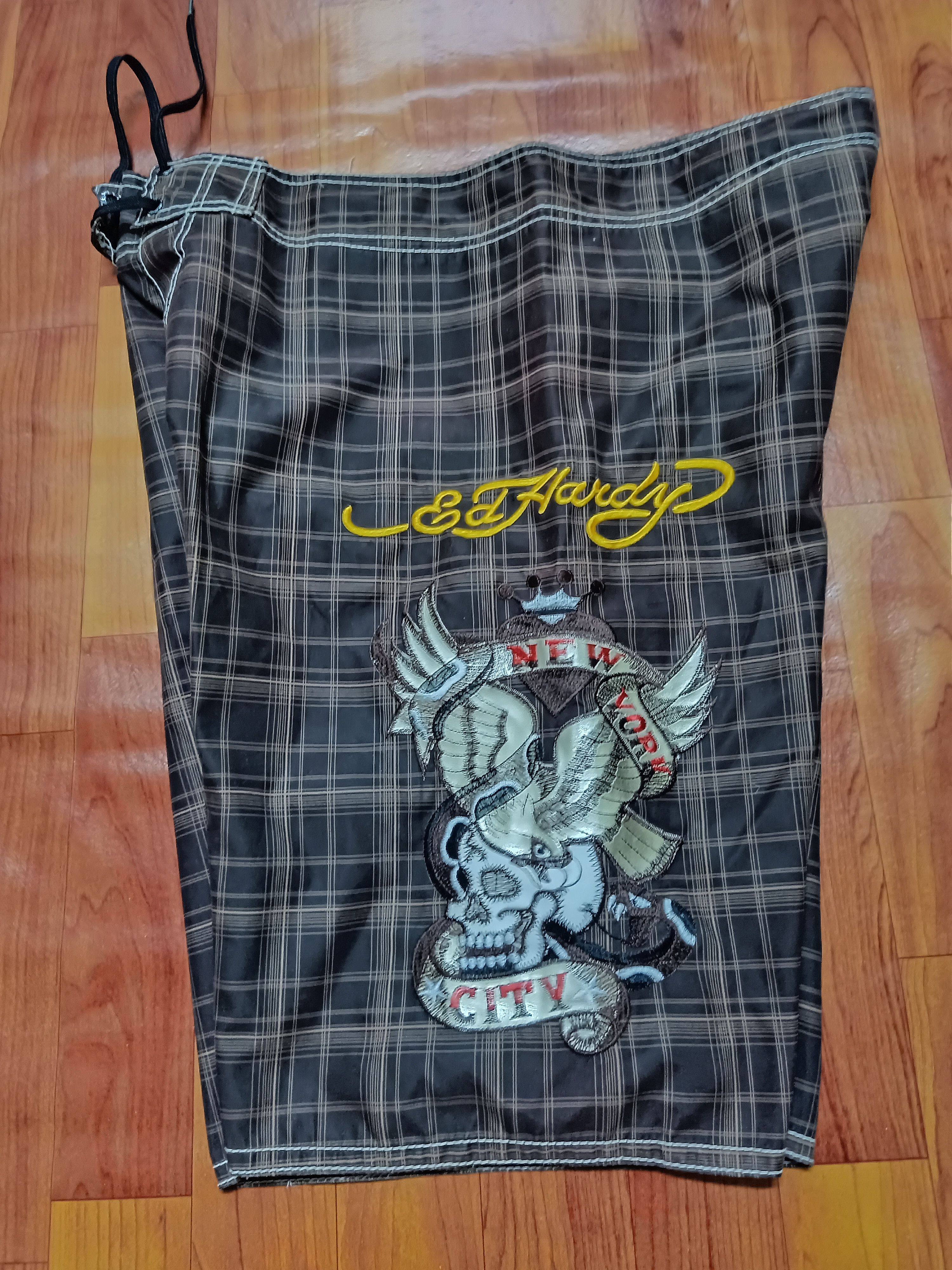 Skulls - Ed Hardy shorts - 2