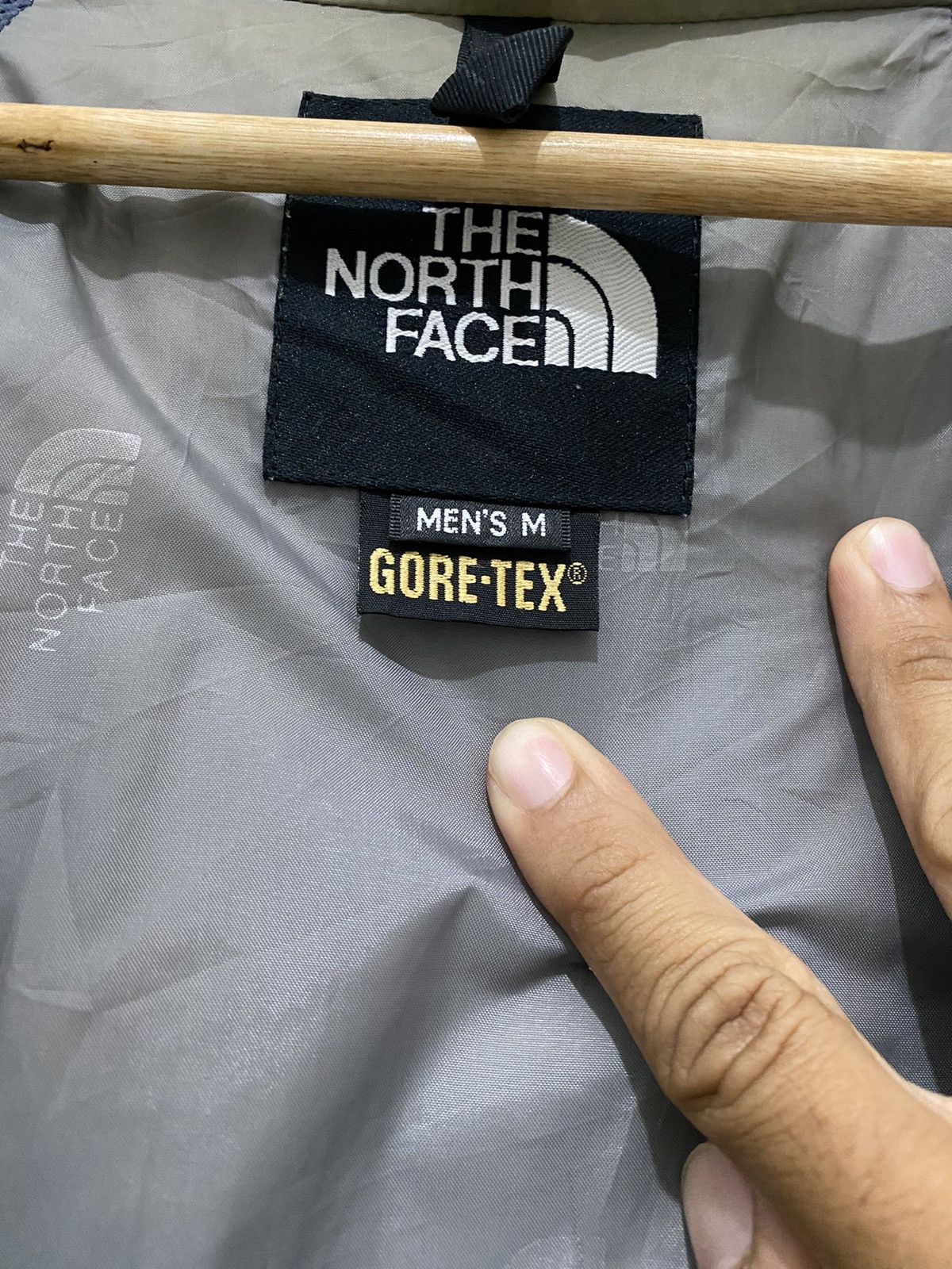 The North Face Gore-Tex Gorpcore Jacket - 10