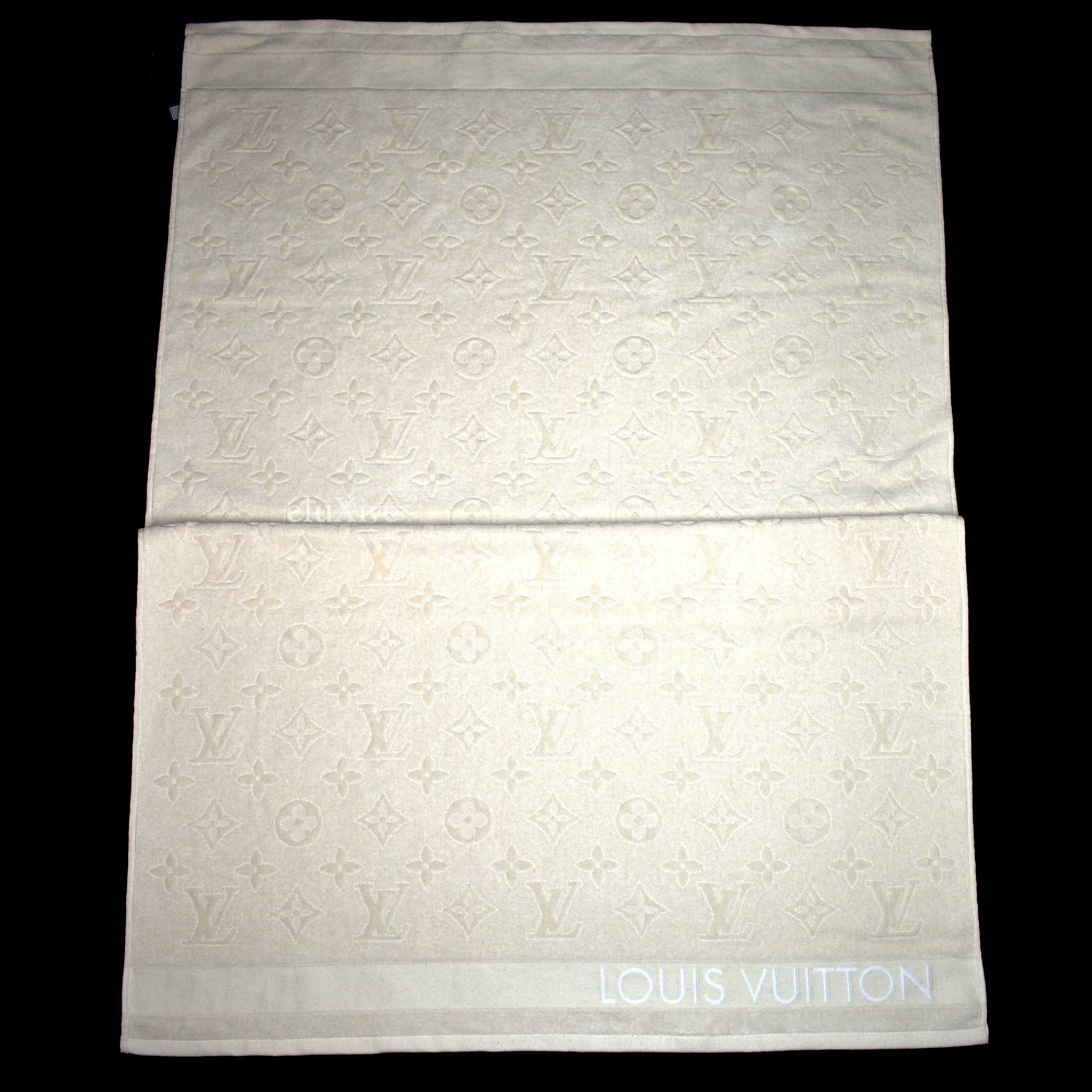 Louis Vuitton Cream White LV Monogram Beach Towel DS - 1