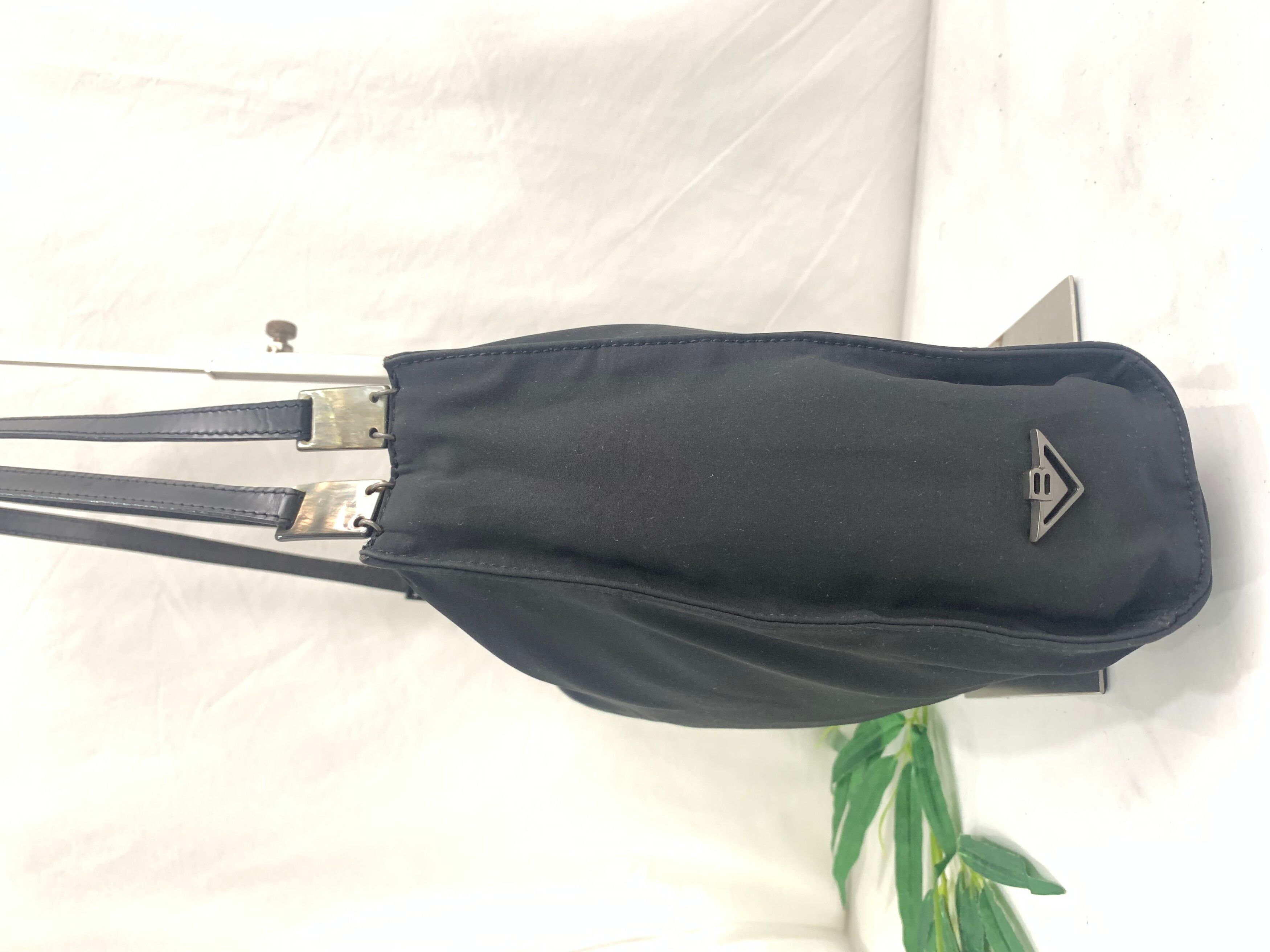 Authentic Vintage Bottega veneta Black Nylon Shoulder bag. - 4