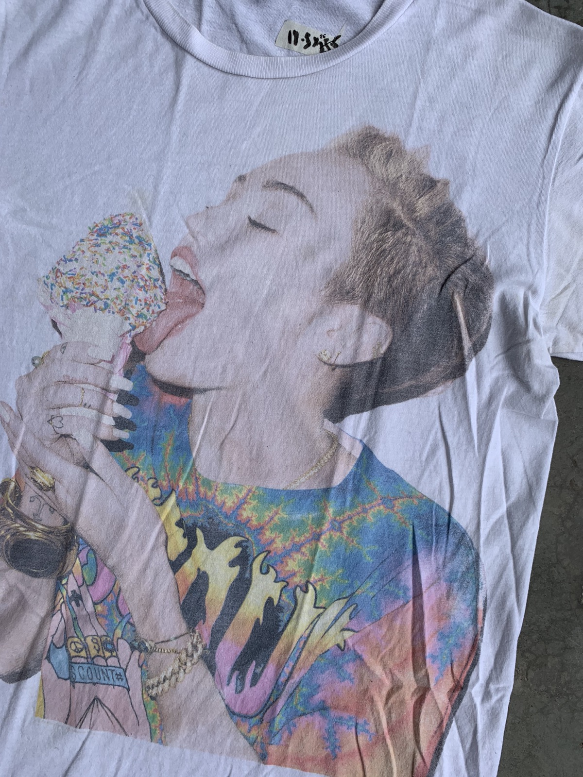 Tultex - Miley Cyrus Icecream Tshirt - 2