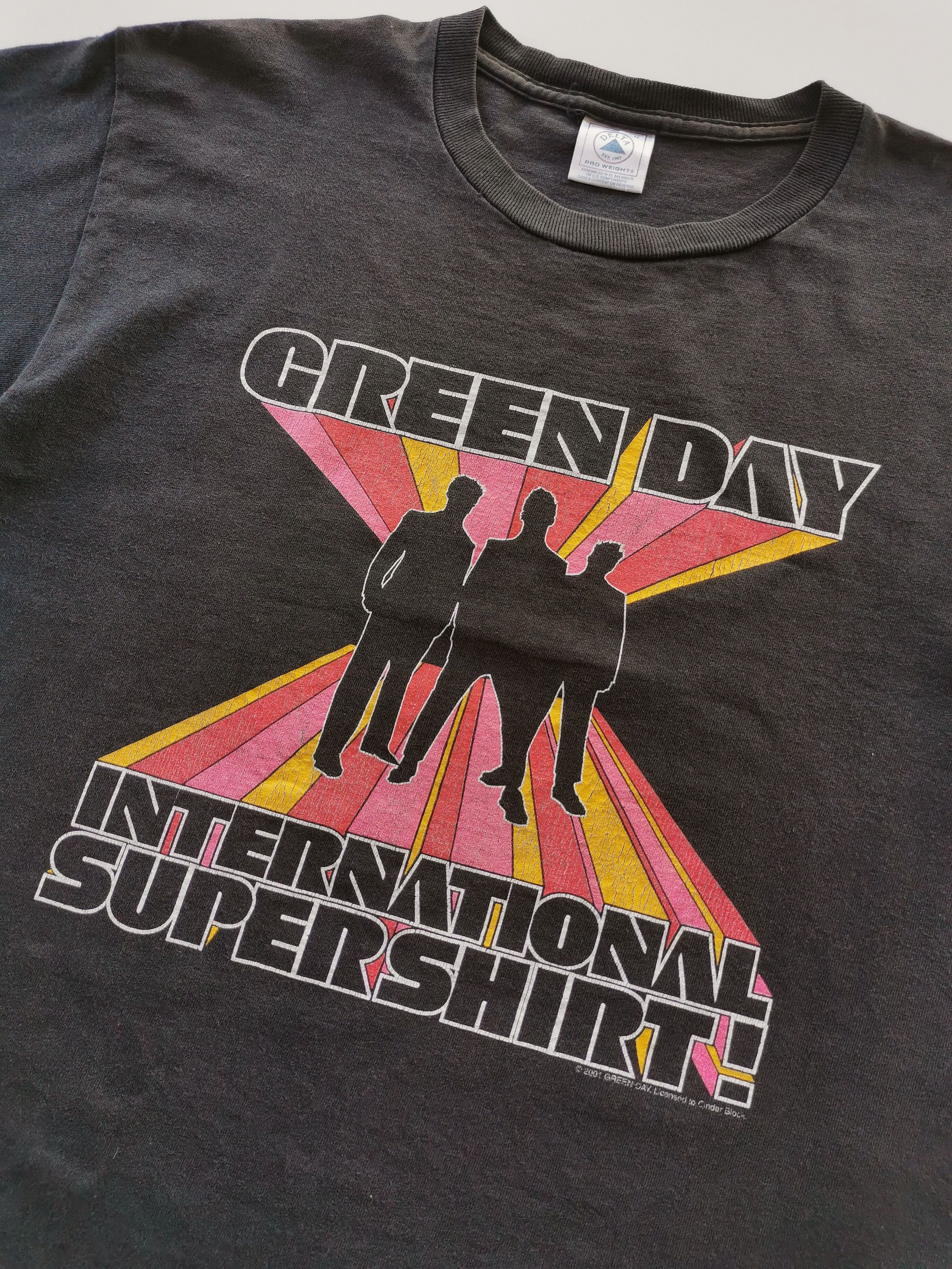 2001 Vintage Green Day International Supershirt Band Shirt - 3