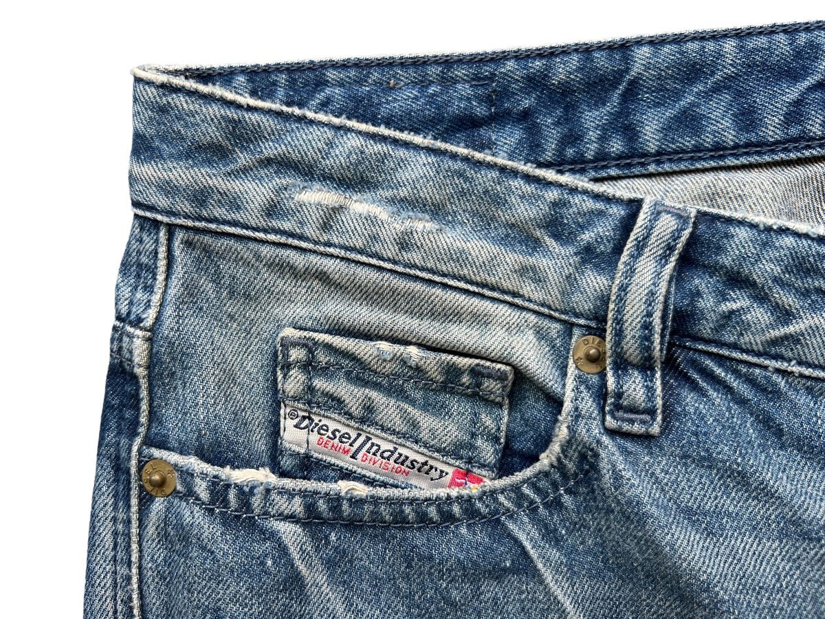 💥Rare💥 Diesel Distressed Ripped Thrashed Denim Jeans 31x31.5 - 11