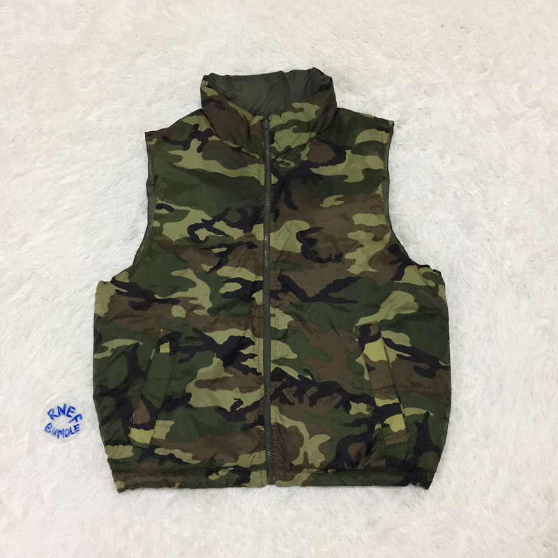 Camouflage reversible vest - 1