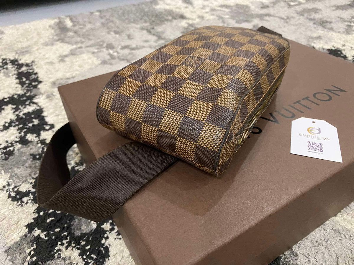 Authentic Louis Vuitton Damier Ebene Crossbody - 5