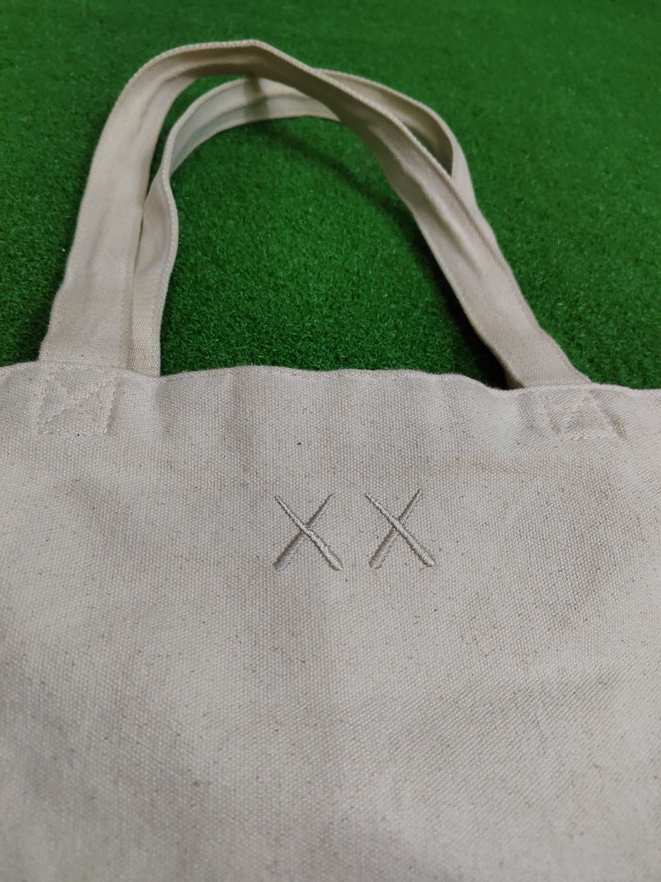 Vintage - KAWS tote bag uniqlo collaboration - 8