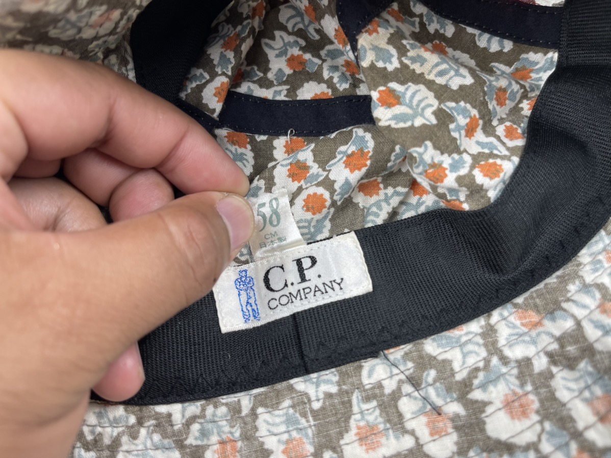 C.P Company bucket hat tg3 - 4