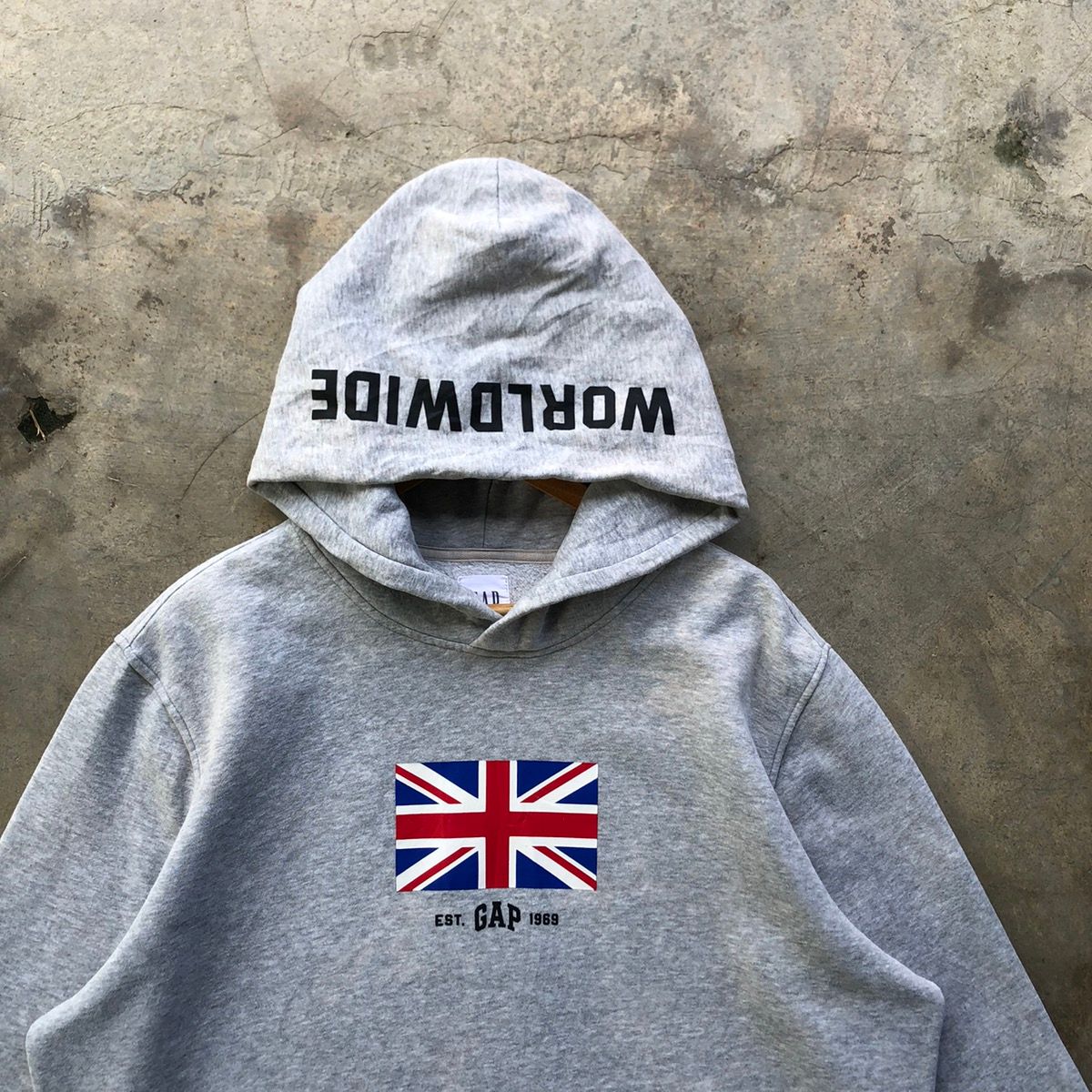 Rare sunfaded GAP united kingdom flag hoodie - 2