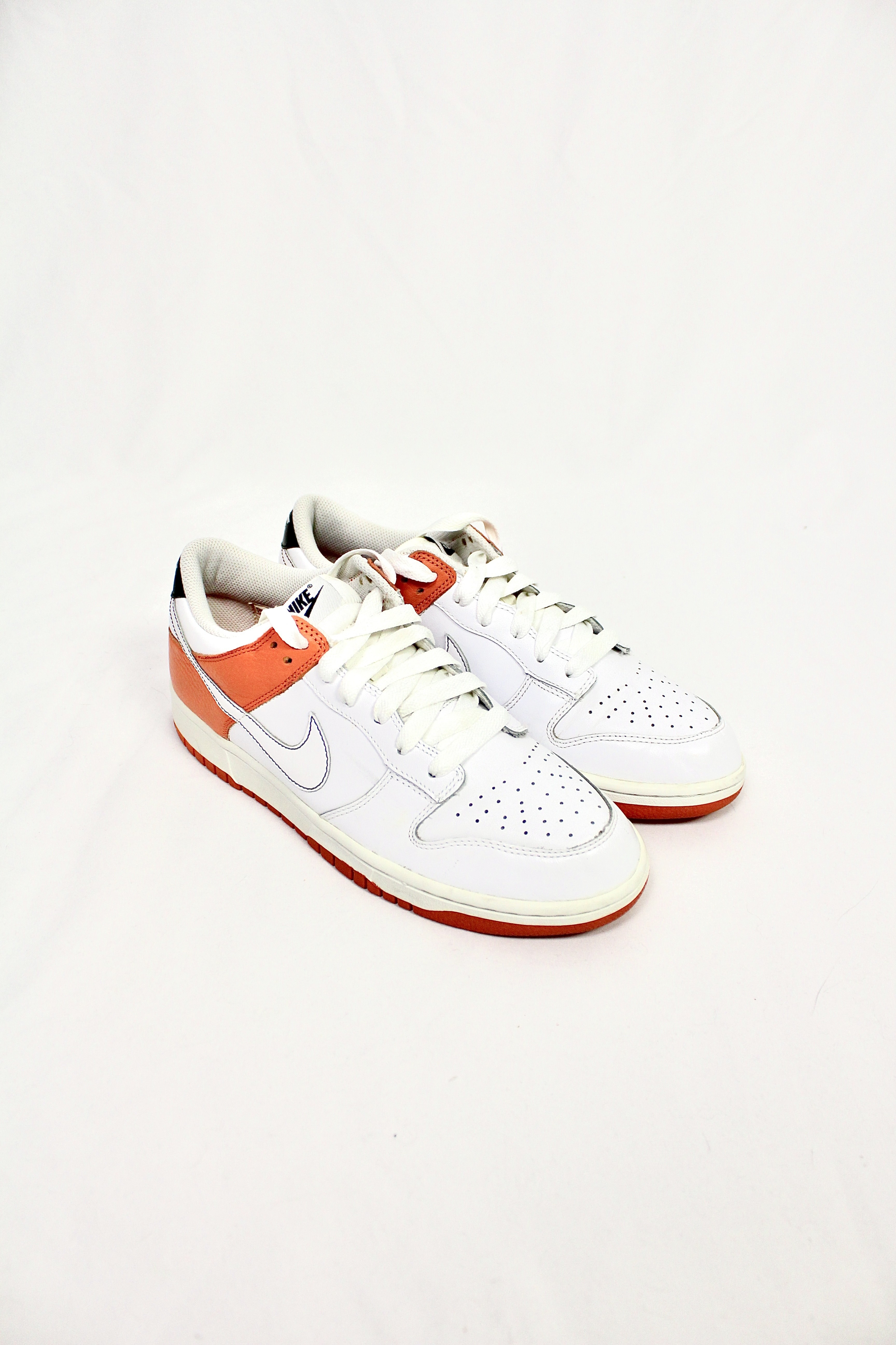 Dunk Low 2009 White | White-Orange Blaze-Black - 1