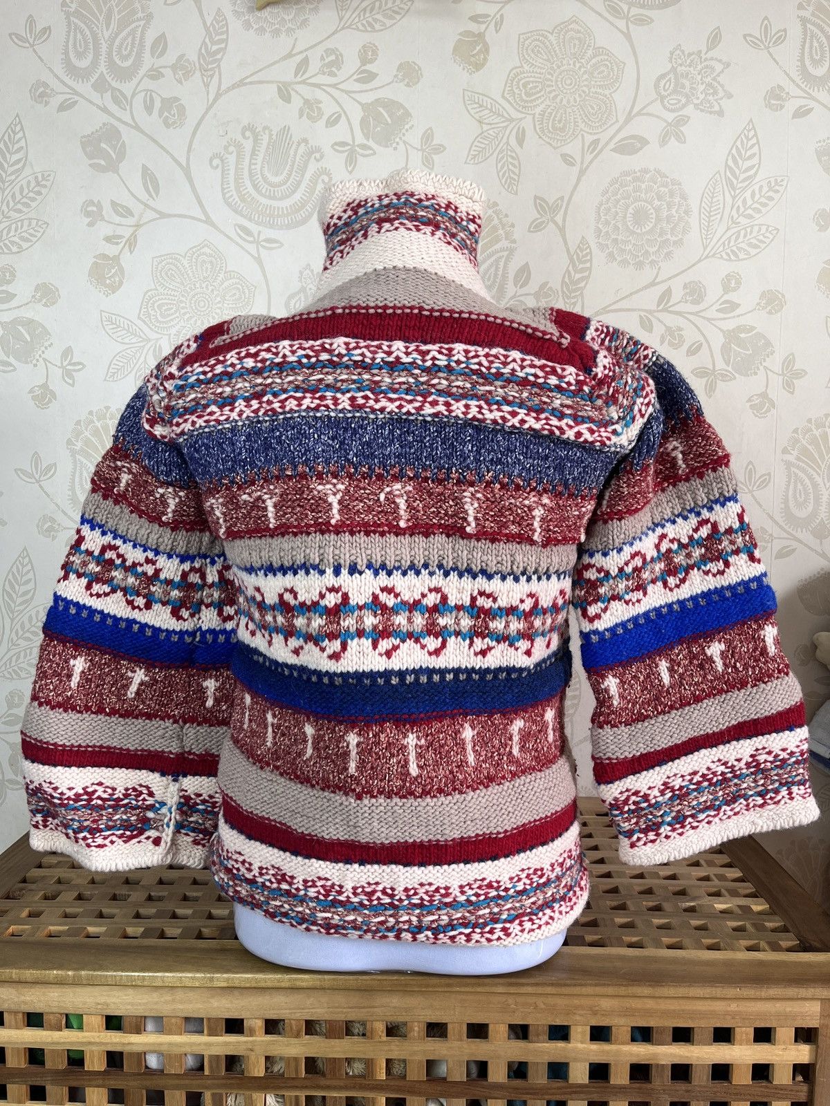 Vintage - Handmade Navajo Frantic Sweater Wool Made In Equador - 18