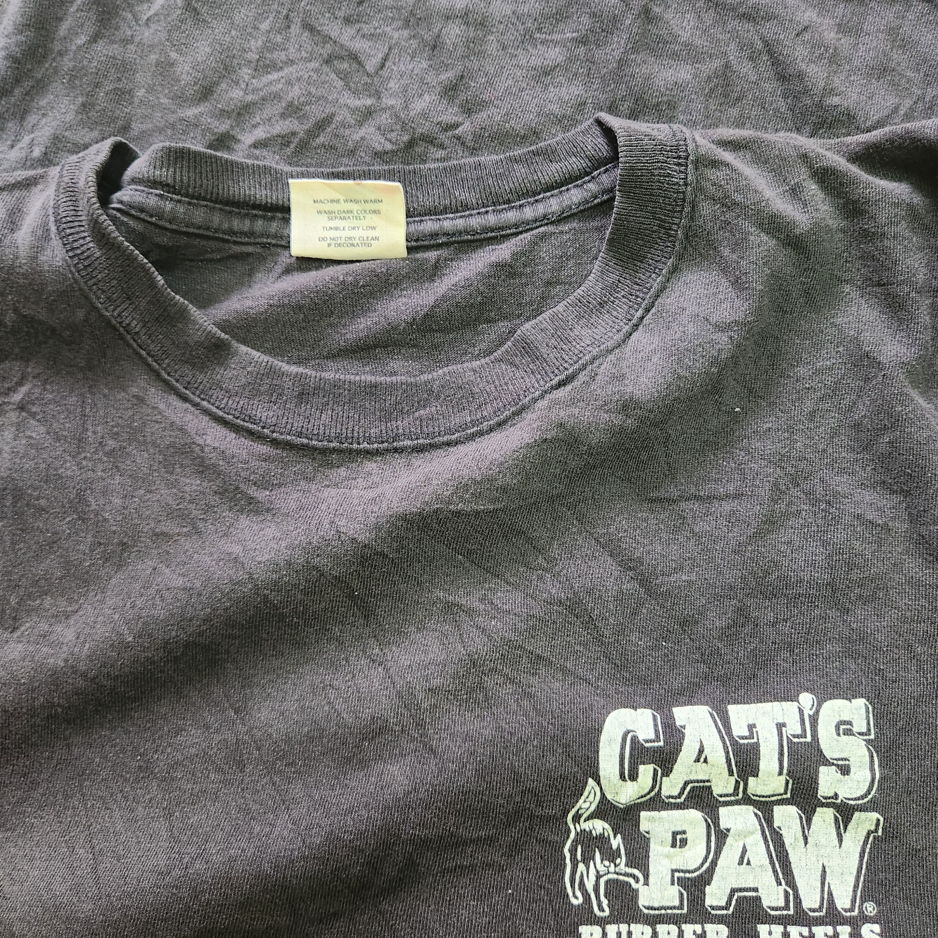 Vintage Y2K Cat's Paw TShirt - 6