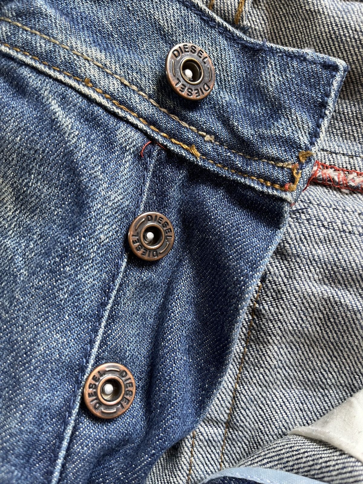 VINTAGE FADED DIESEL FLARE DENIM JEANS MADE IN ITALY - 7