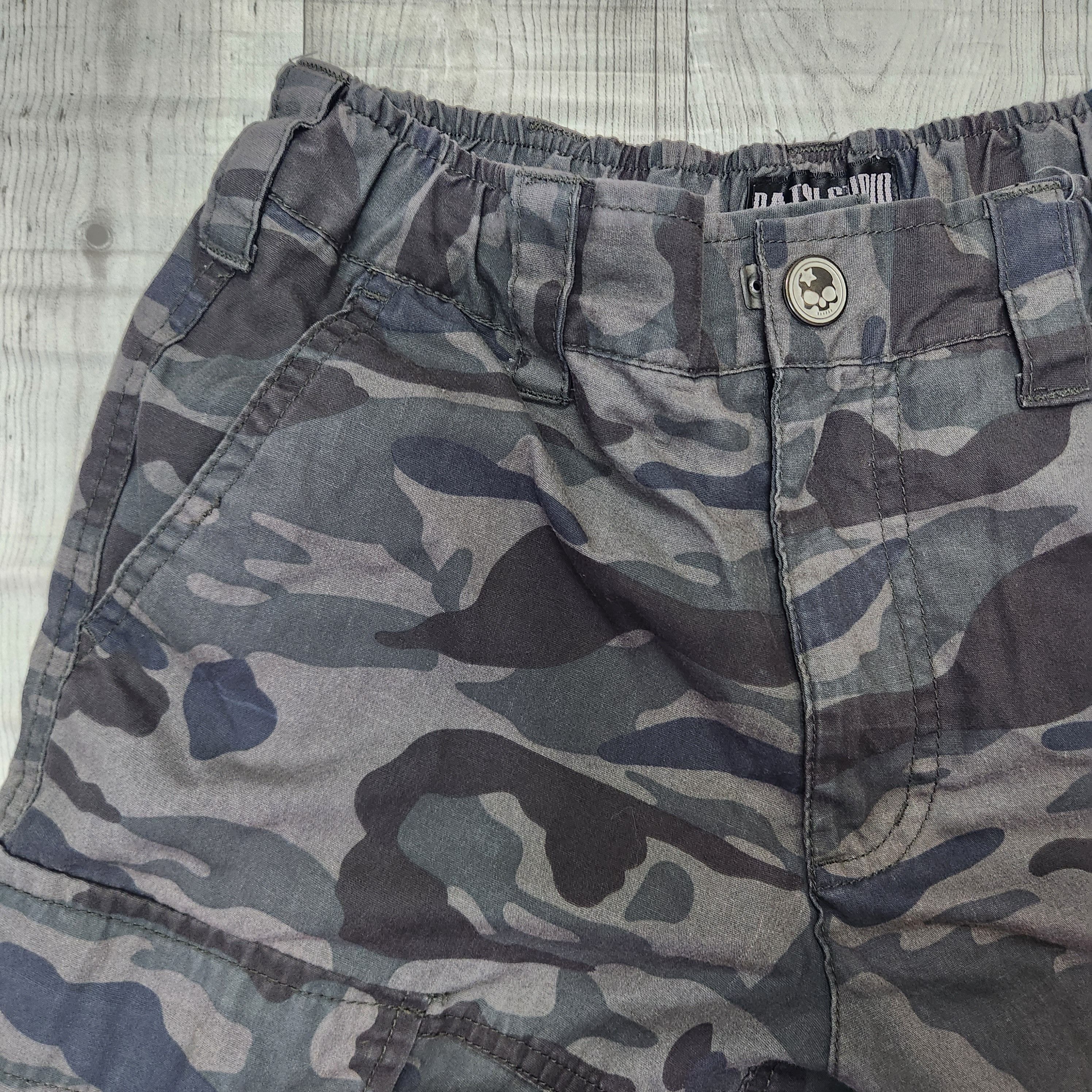 Japanese Brand - Batsu Studio Camouflage Skulls Button Cargo Pants - 6