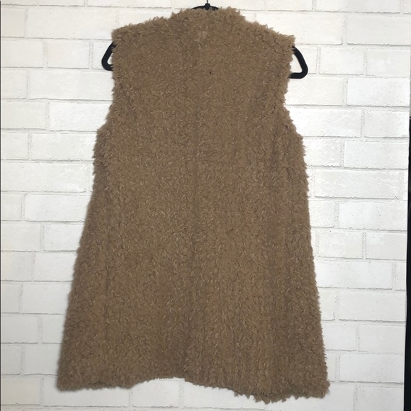 Piko 1988 - Tan Soft Shaggy Faux Fur Vest - 3