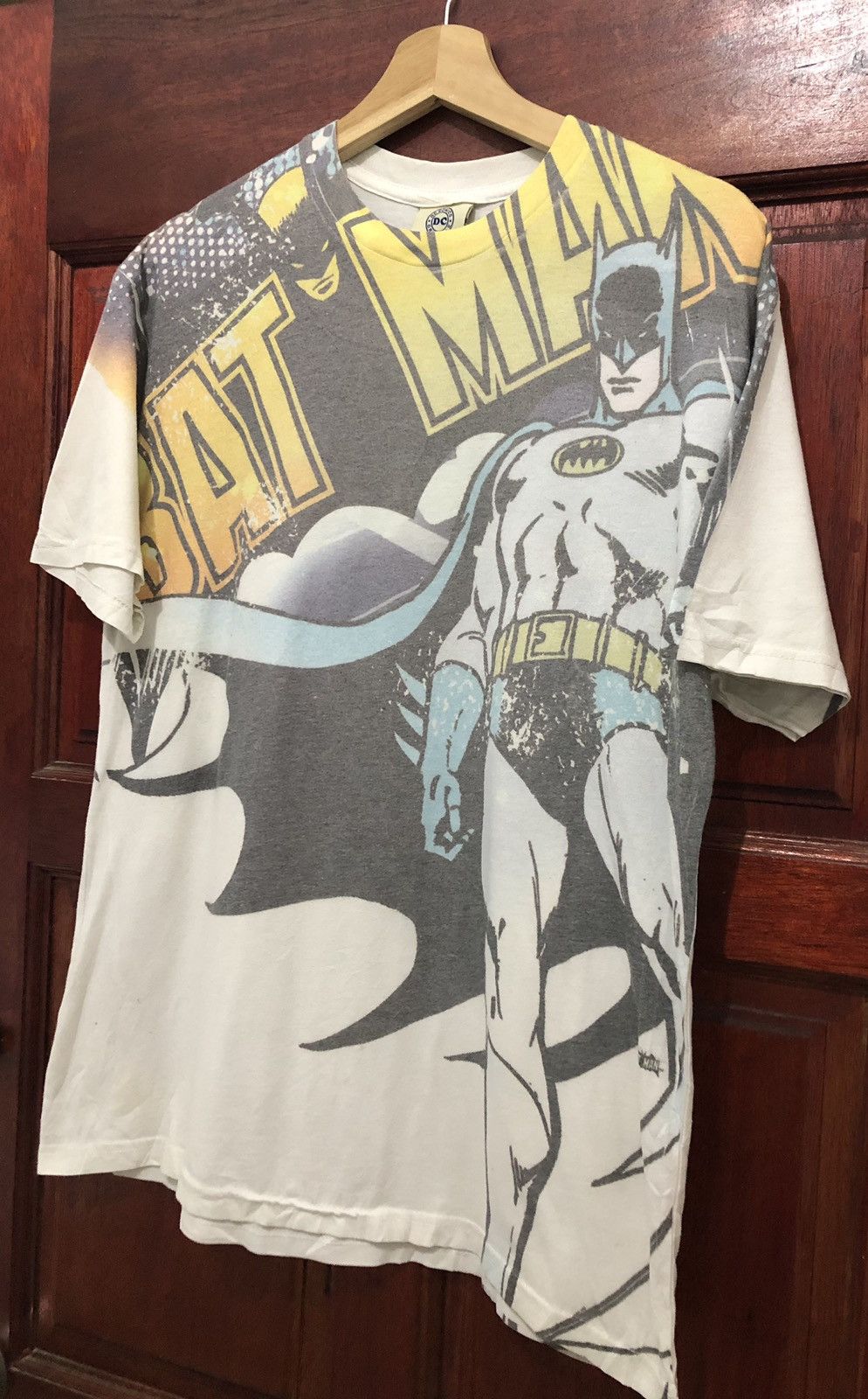 Movie - Vintage Batman DC Comics Over Print Tshirt - 3