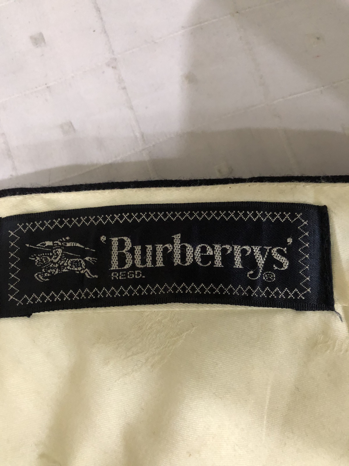 Vintage Burberry’s Wool Pant - 7