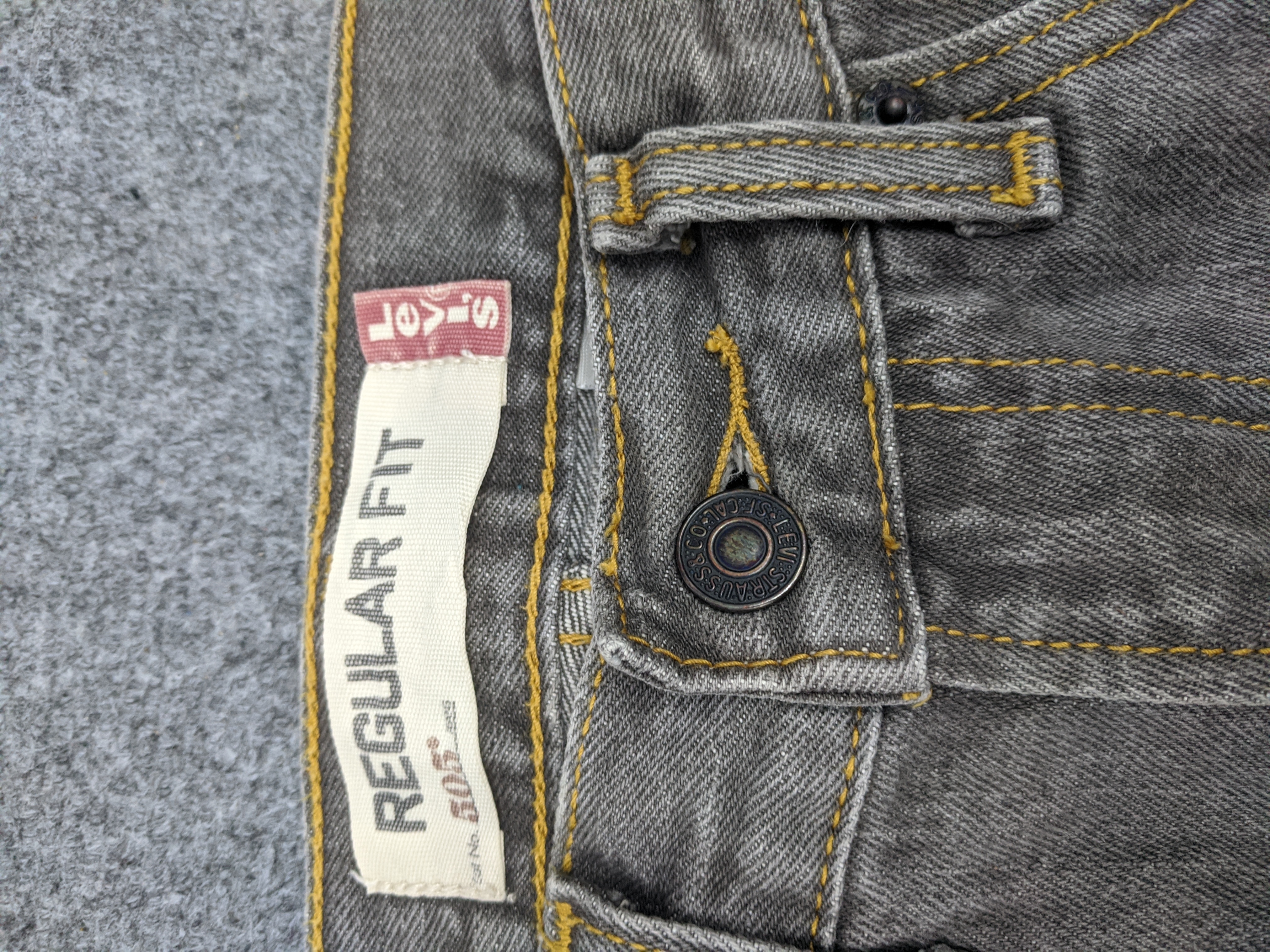 Vintage - Vintage Sun Faded Black Levis 505 Jeans - 6